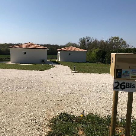 Les Paillotes Des Iles Et Re Villa Saint-Simon-de-Bordes Bagian luar foto